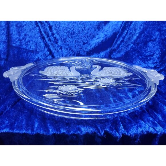 Vintage Mikasa Glass Serving Tray With Embossed Swan Design & Dual Handles - Picture 2 of 4